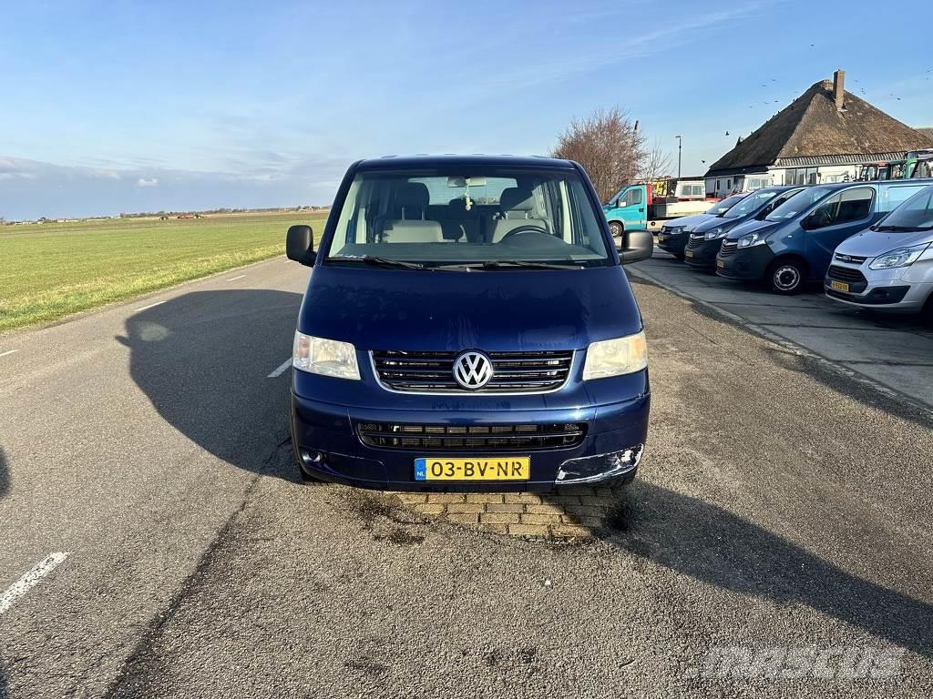 Volkswagen Transporter Carros