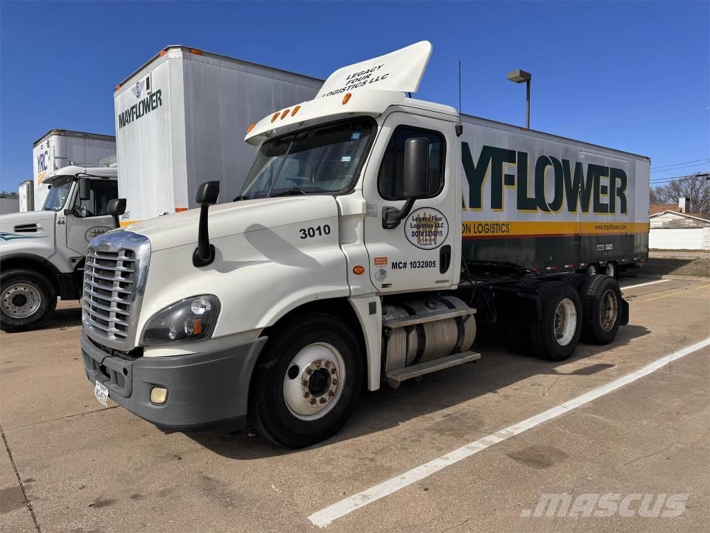 Freightliner Cascadia 125 Camiones tractor