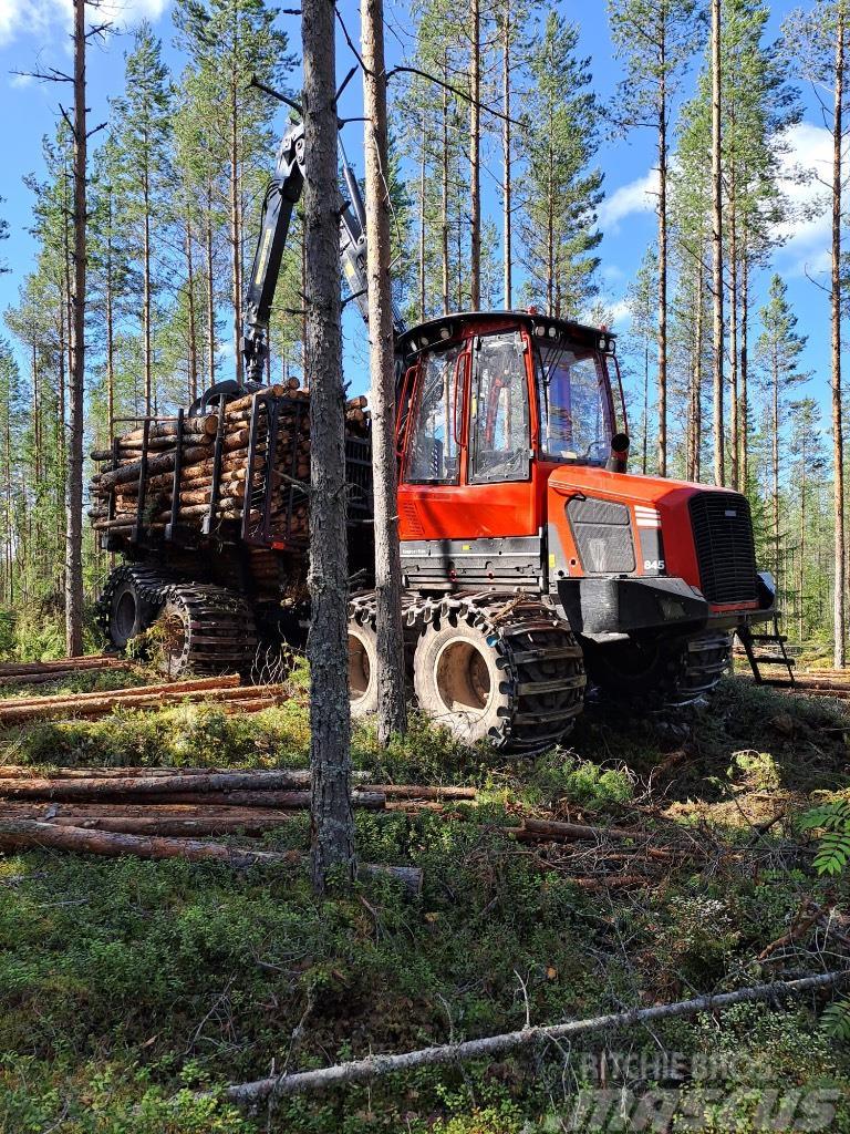 Komatsu 845 Transportadoras