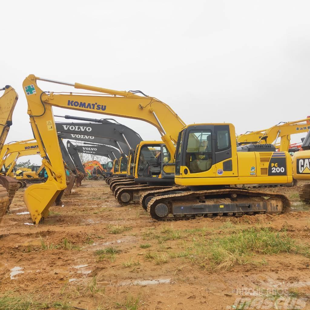 Komatsu PC200-8 Excavadoras sobre orugas