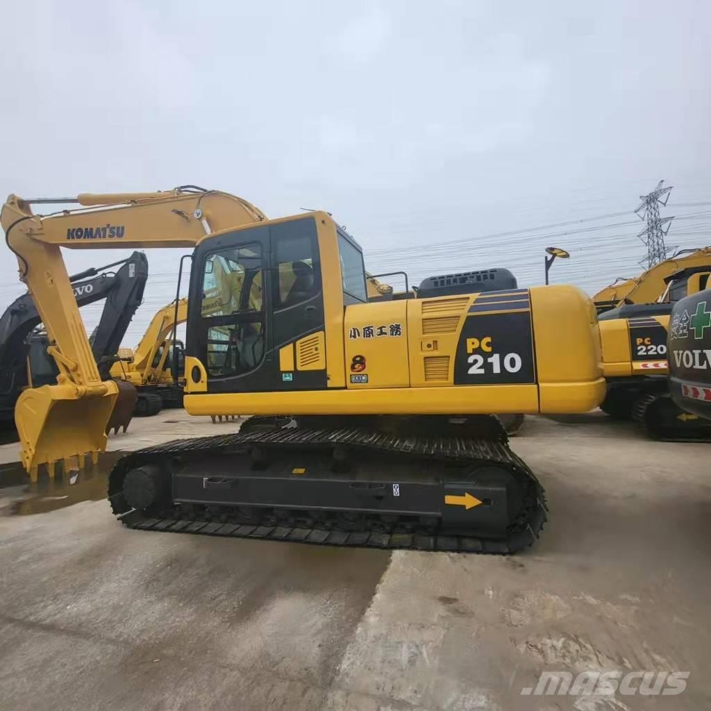 Komatsu PC 210 Excavadoras sobre orugas