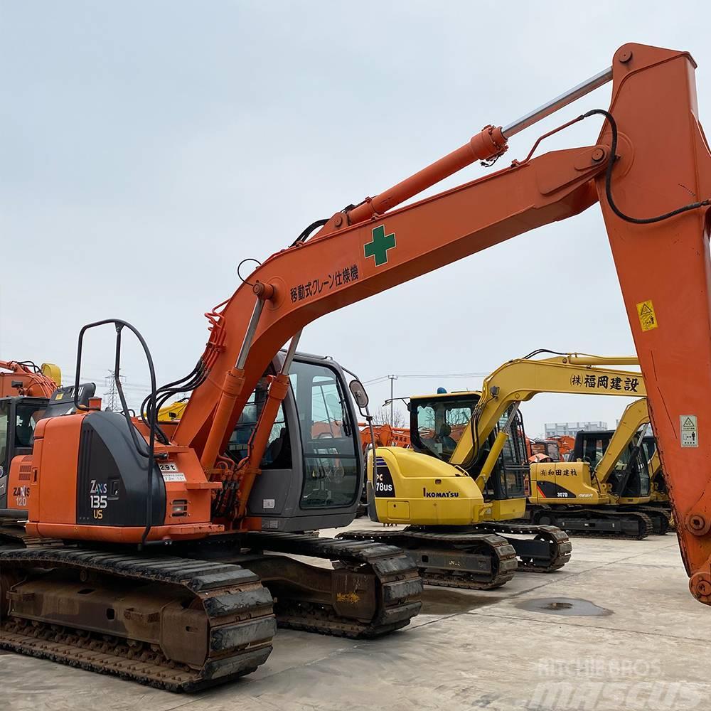 Hitachi 135 Excavadoras sobre orugas