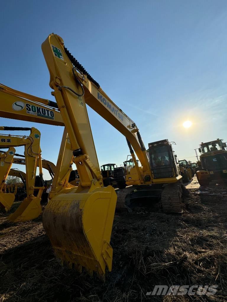 Komatsu PC 210 Excavadoras sobre orugas