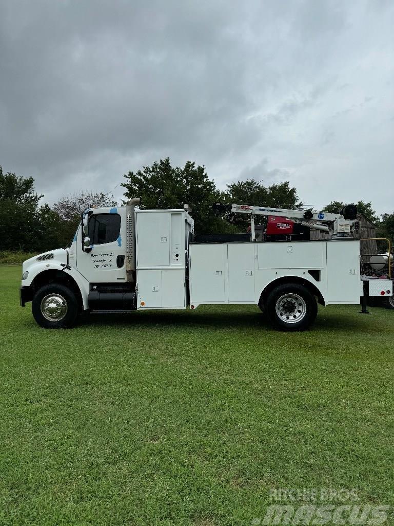 Freightliner M2 106 Vehículos municipales multiusos