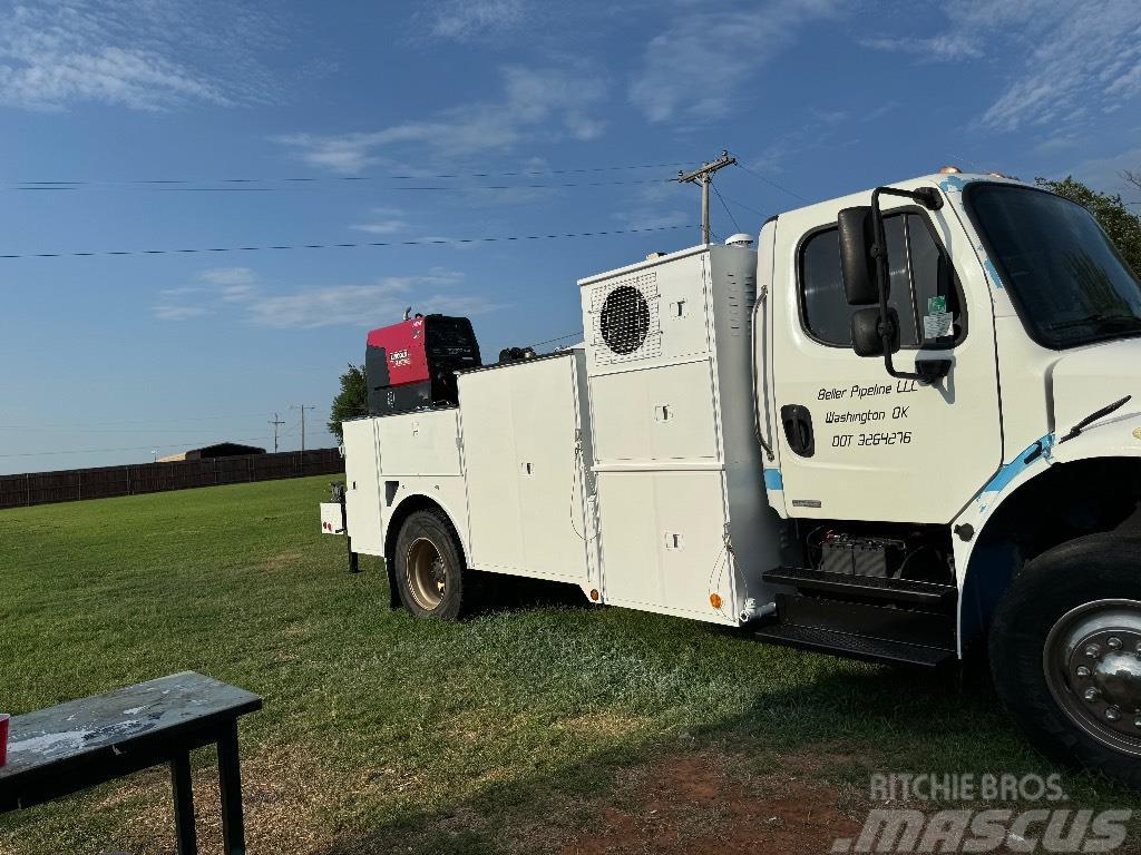 Freightliner M2 106 Vehículos municipales multiusos