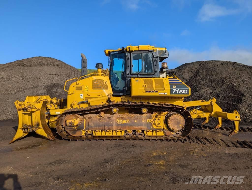 Komatsu D71PXi-24 Buldozer sobre oruga