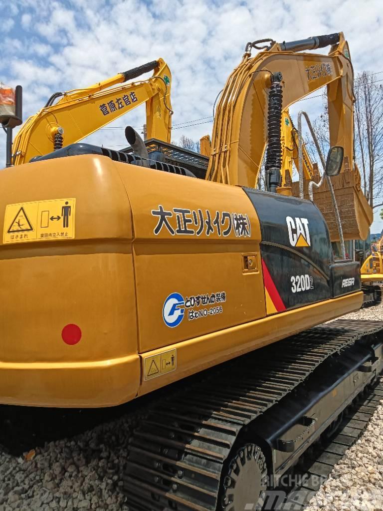 CAT 320D2 Excavadoras 7t - 12t