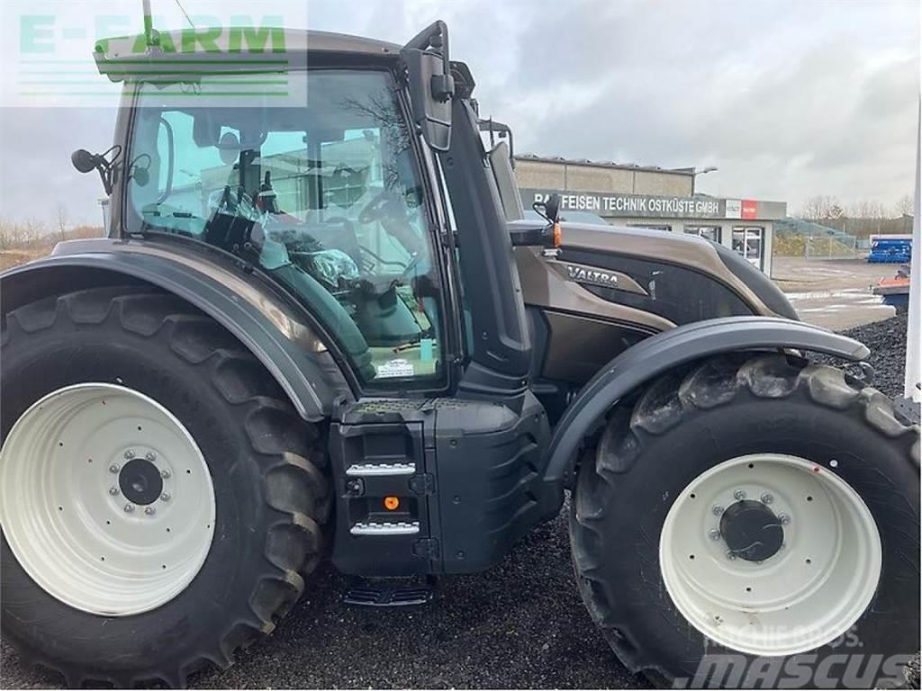 Valtra n175a Tractores