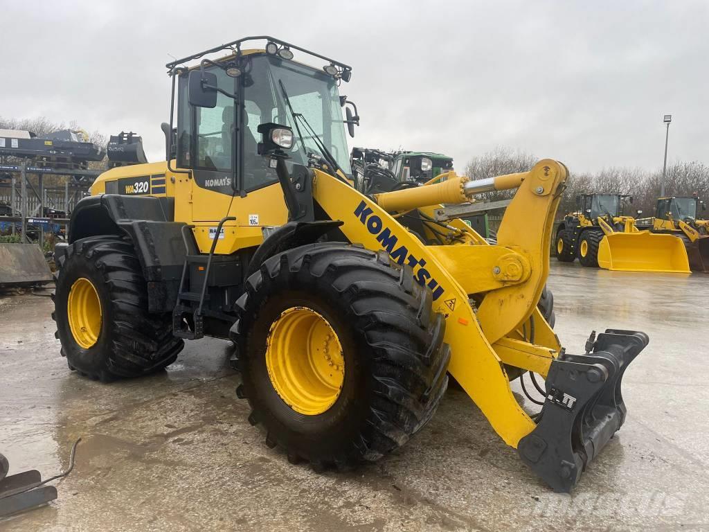 Komatsu WA320-7 Cargadoras sobre ruedas