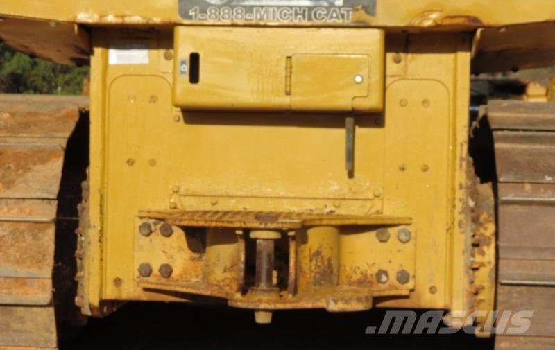 CAT D6K LGP Buldozer sobre oruga