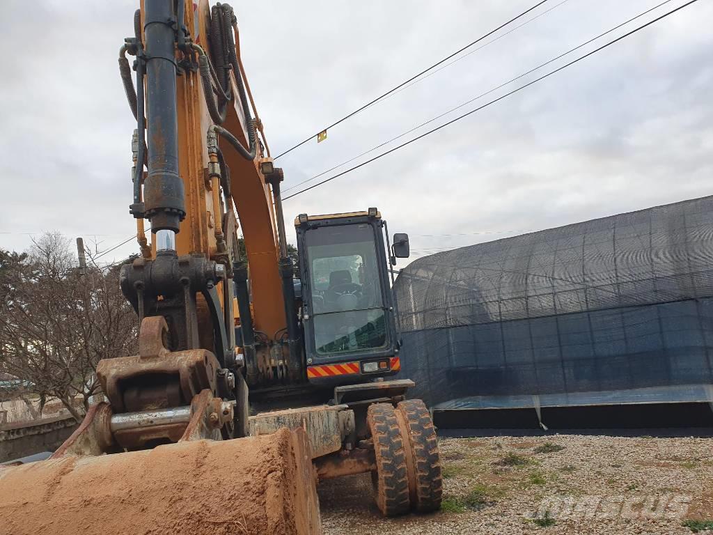 Hyundai HW 145 Excavadoras de ruedas