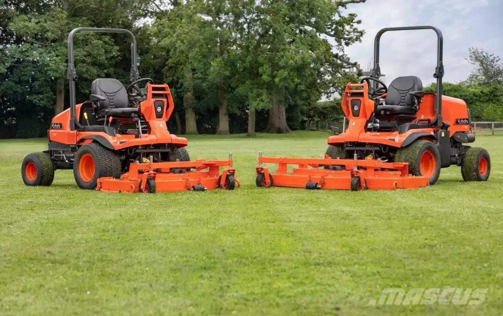 Kubota F251E (2WD) Corta-césped delanteros y traseros