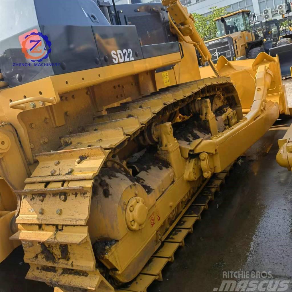 Shantui SD 22 Buldozer sobre oruga