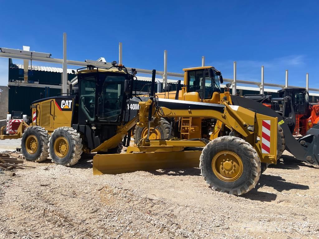 CAT 140 M Niveladoras