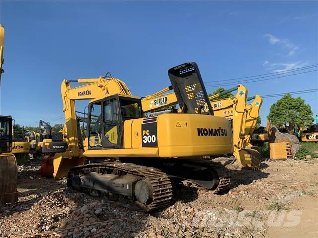 Komatsu PC300-7 Excavadoras sobre orugas