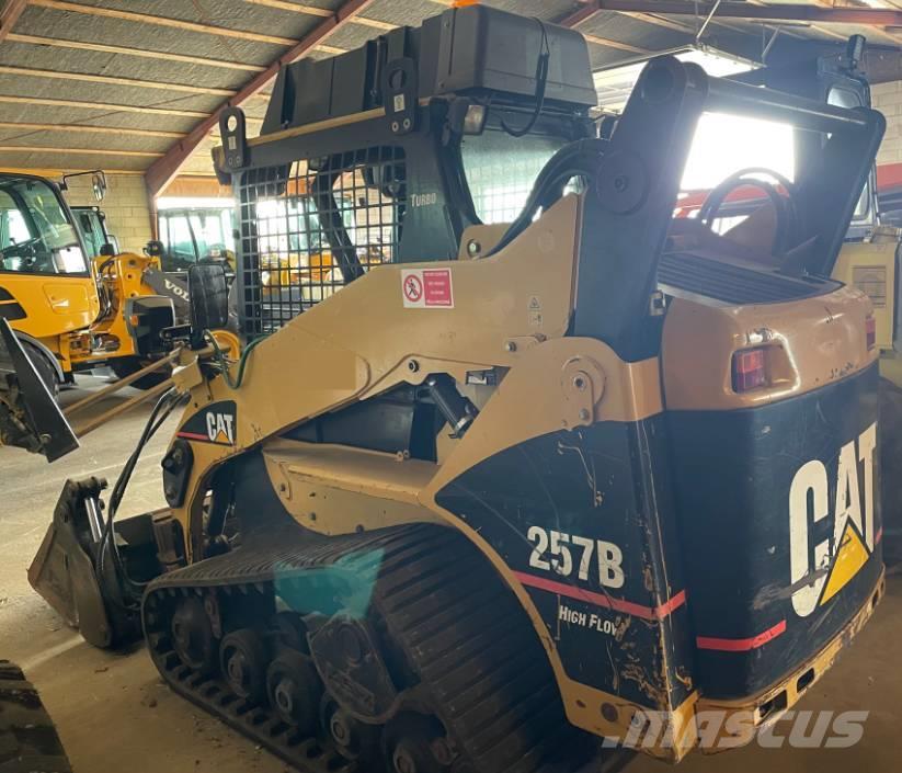 CAT 257B Minicargadoras