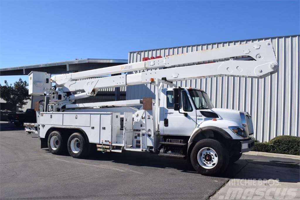 Altec A77TE93 Plataformas sobre camión