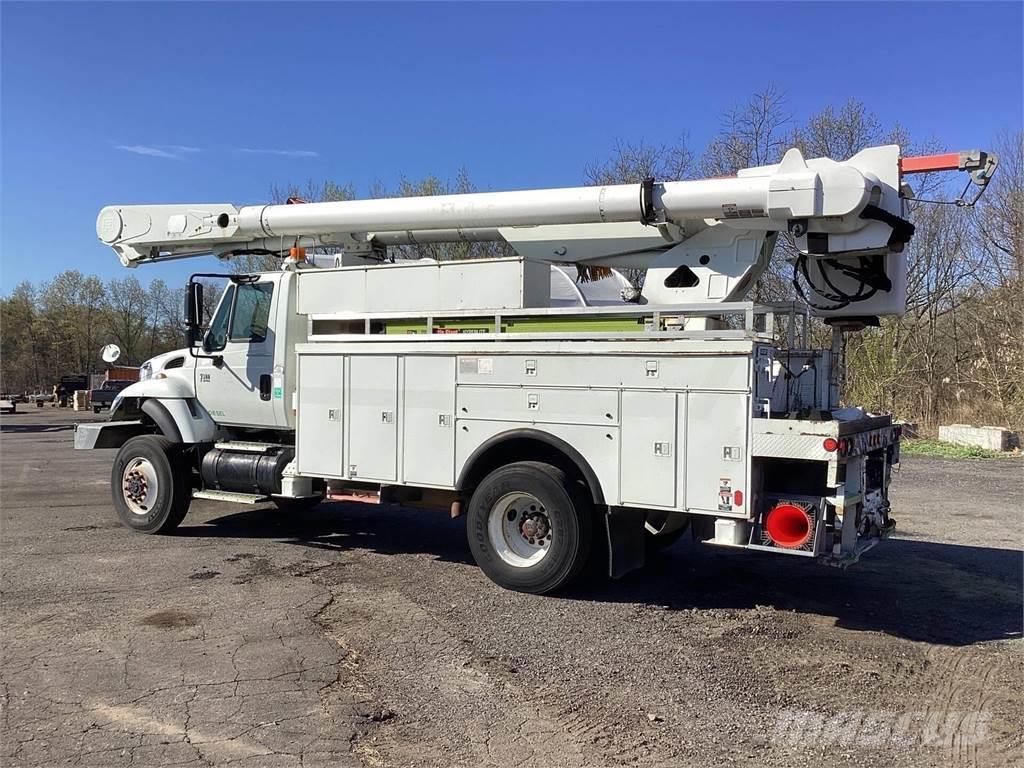 Altec AM855 Plataformas sobre camión