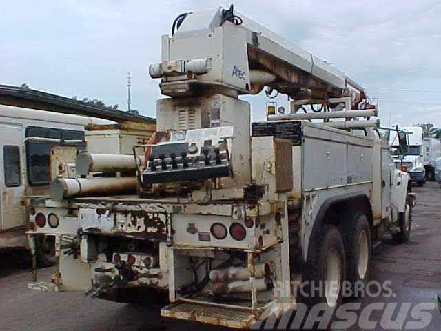 Altec D1000BR Camiones de perforación móvil