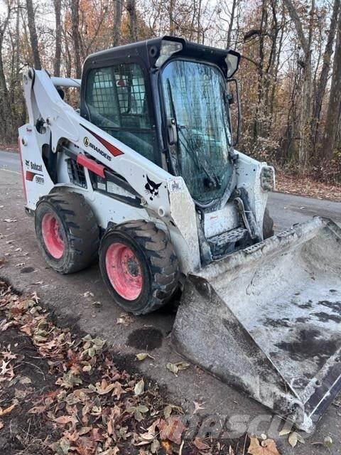 Bobcat S590 Minicargadoras