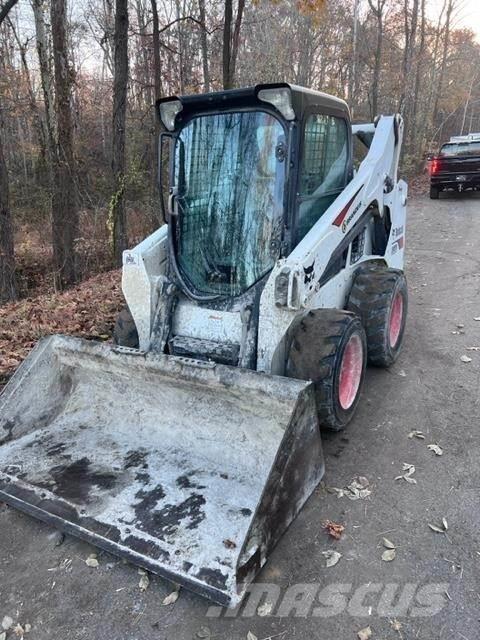 Bobcat S590 Minicargadoras