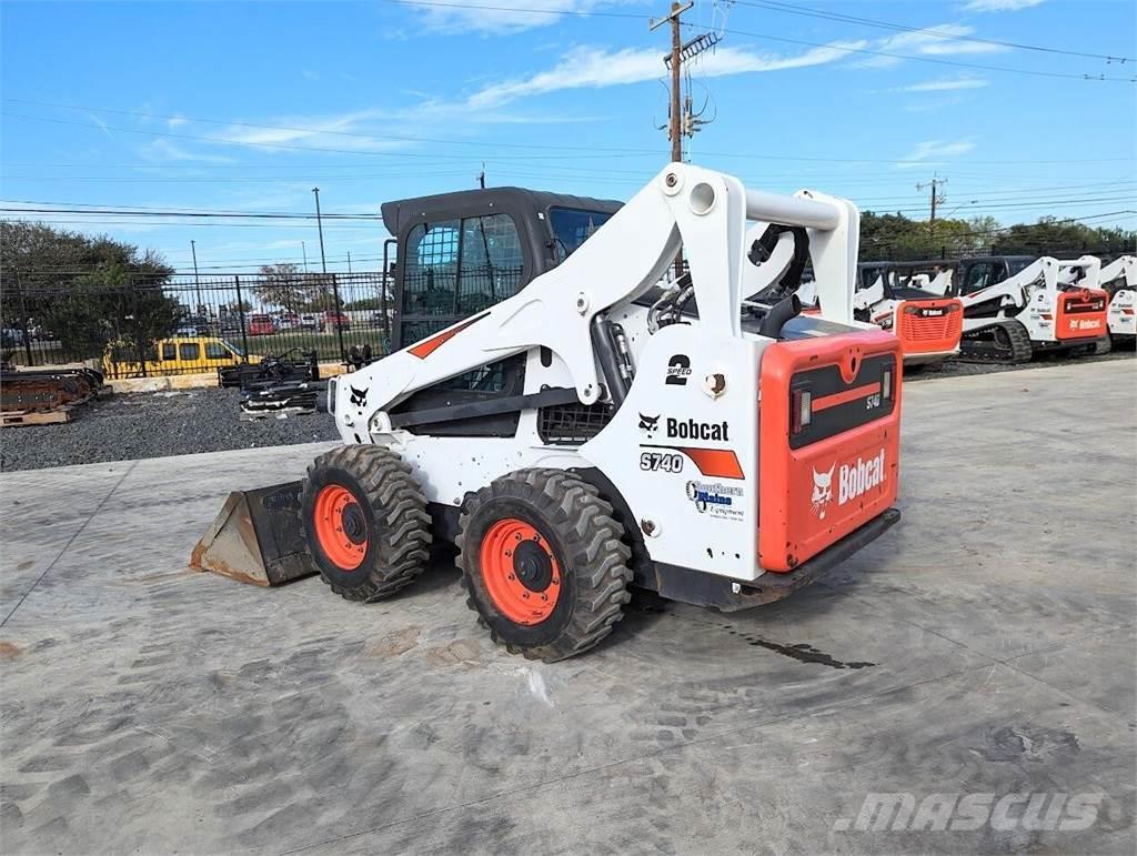 Bobcat S740 Minicargadoras