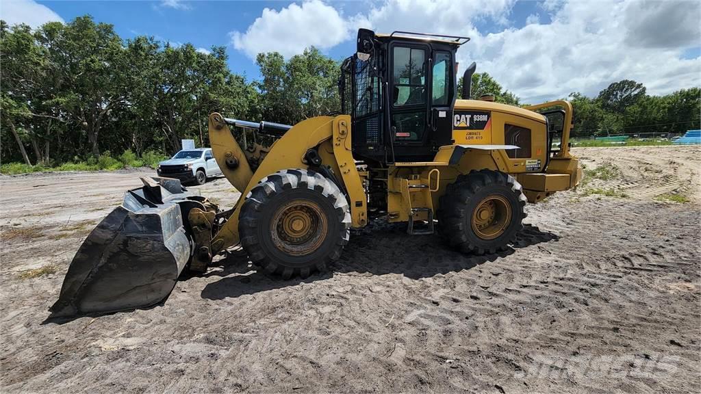 CAT 938M Cargadoras sobre ruedas