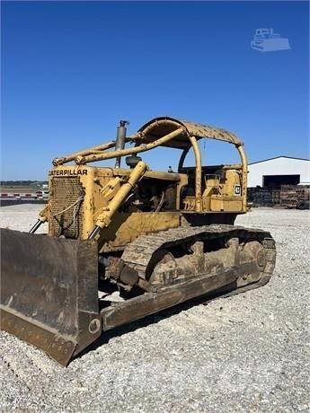 CAT D6C Buldozer sobre oruga