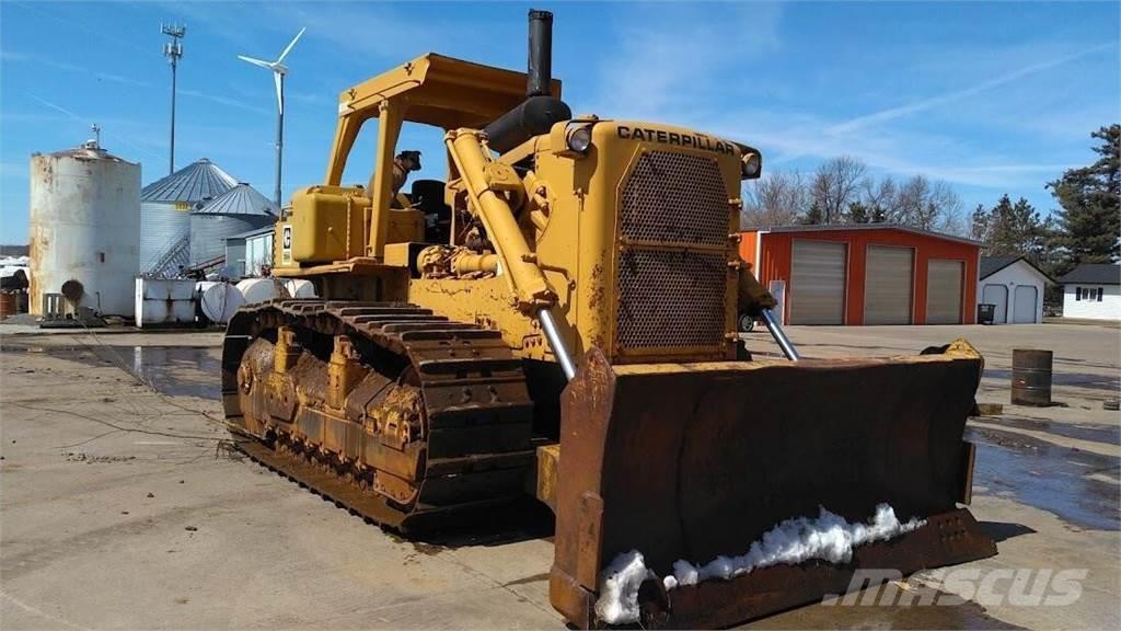 CAT D9H Buldozer sobre oruga