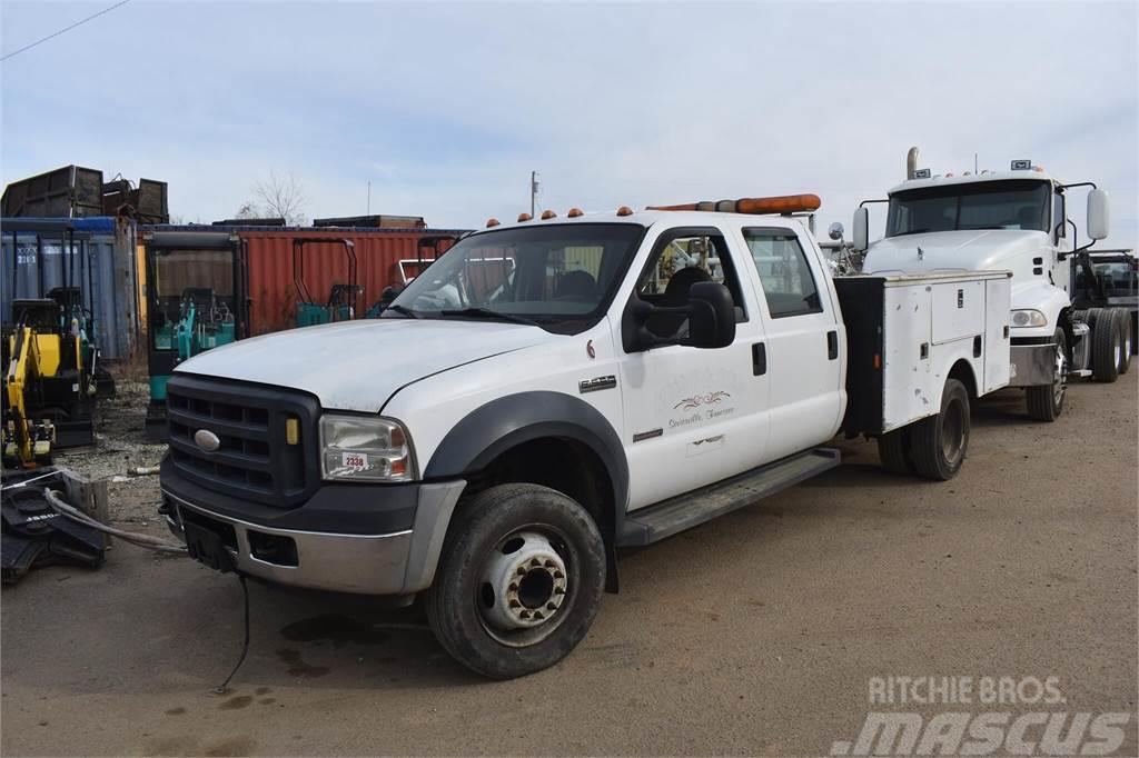 Ford F550 Vehículos municipales multiusos