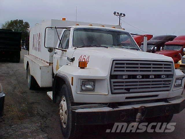 Ford F700 Camiones cisternas