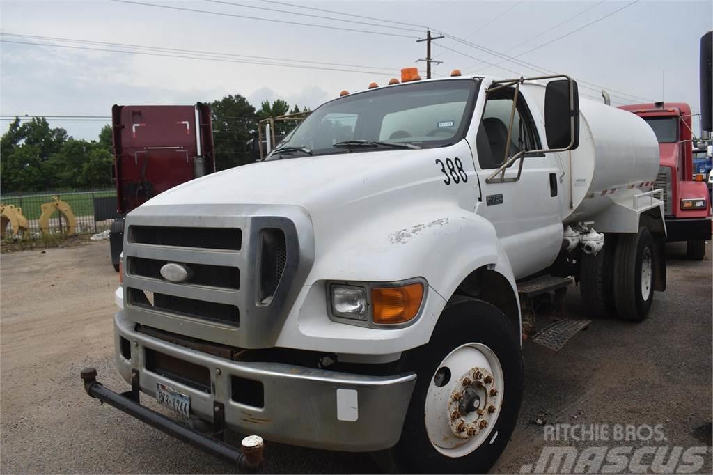 Ford F750 Camiones cisternas