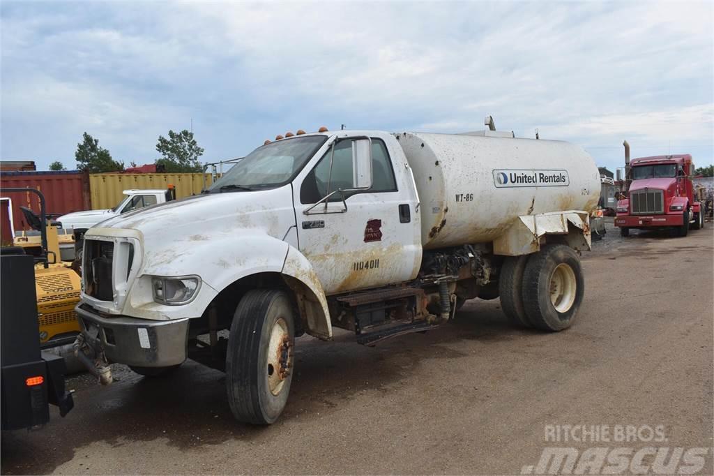 Ford F750 Camiones cisternas