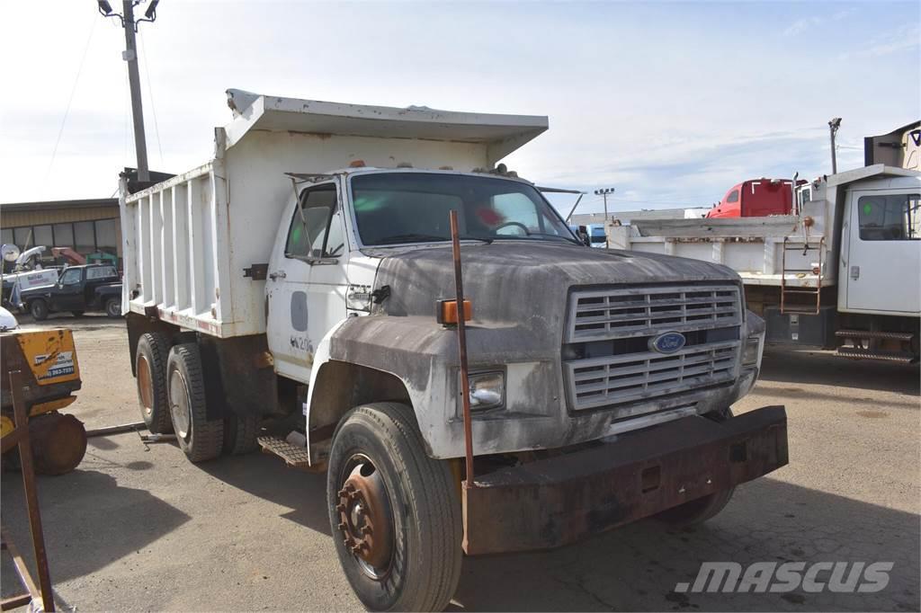 Ford F900 Bañeras basculantes usadas