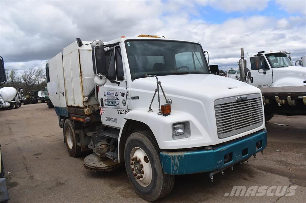 Freightliner FL70 Camión de barrendero