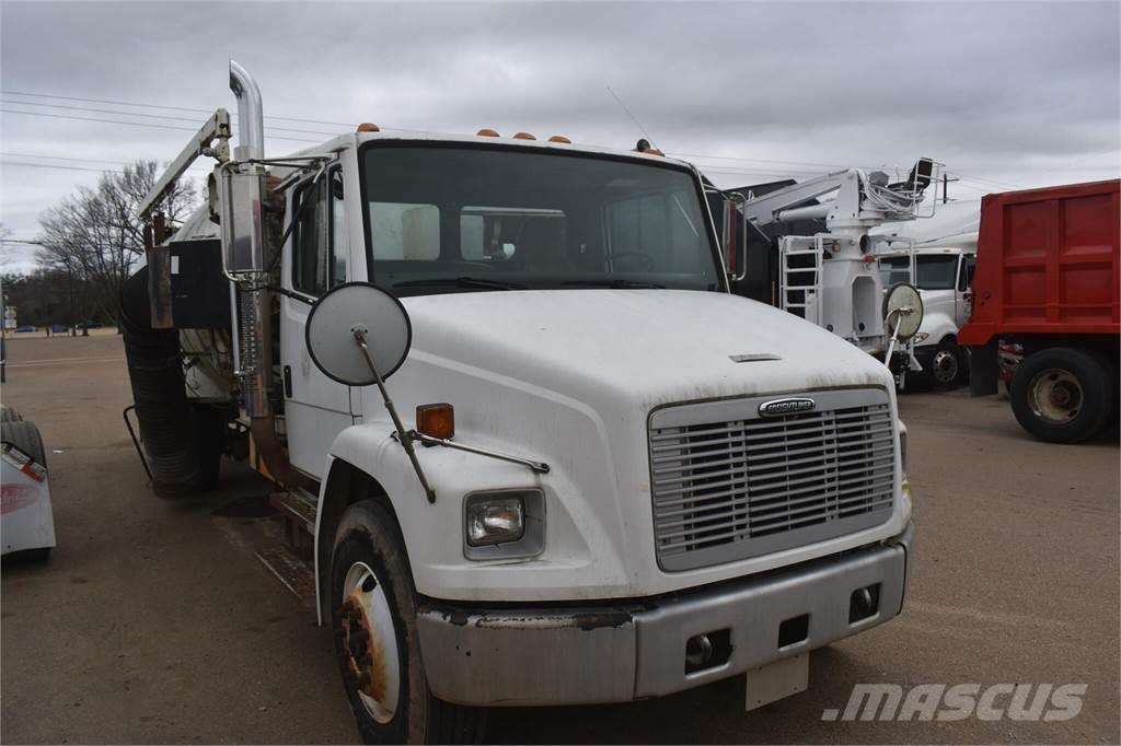 Freightliner FL70 Camiones cisternas