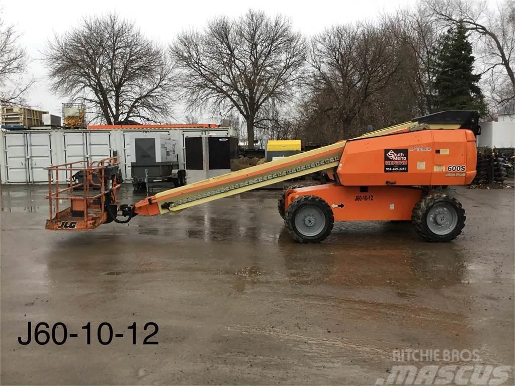 JLG 600S Plataformas con brazo de elevación telescópico