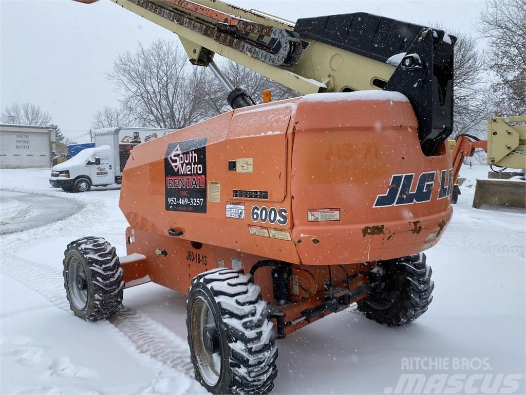 JLG 600S Plataformas con brazo de elevación telescópico