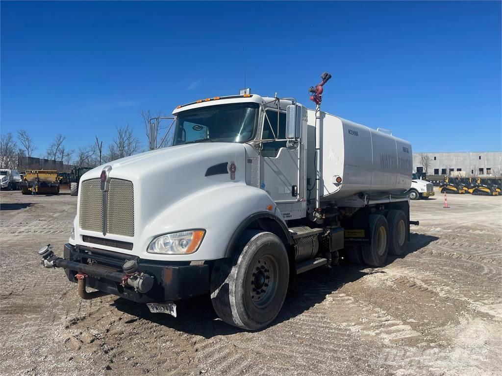 Kenworth T440 Camiones cisterna