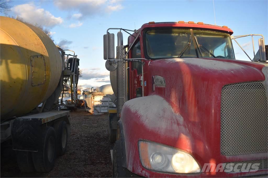 Kenworth T440 Camiones de concreto