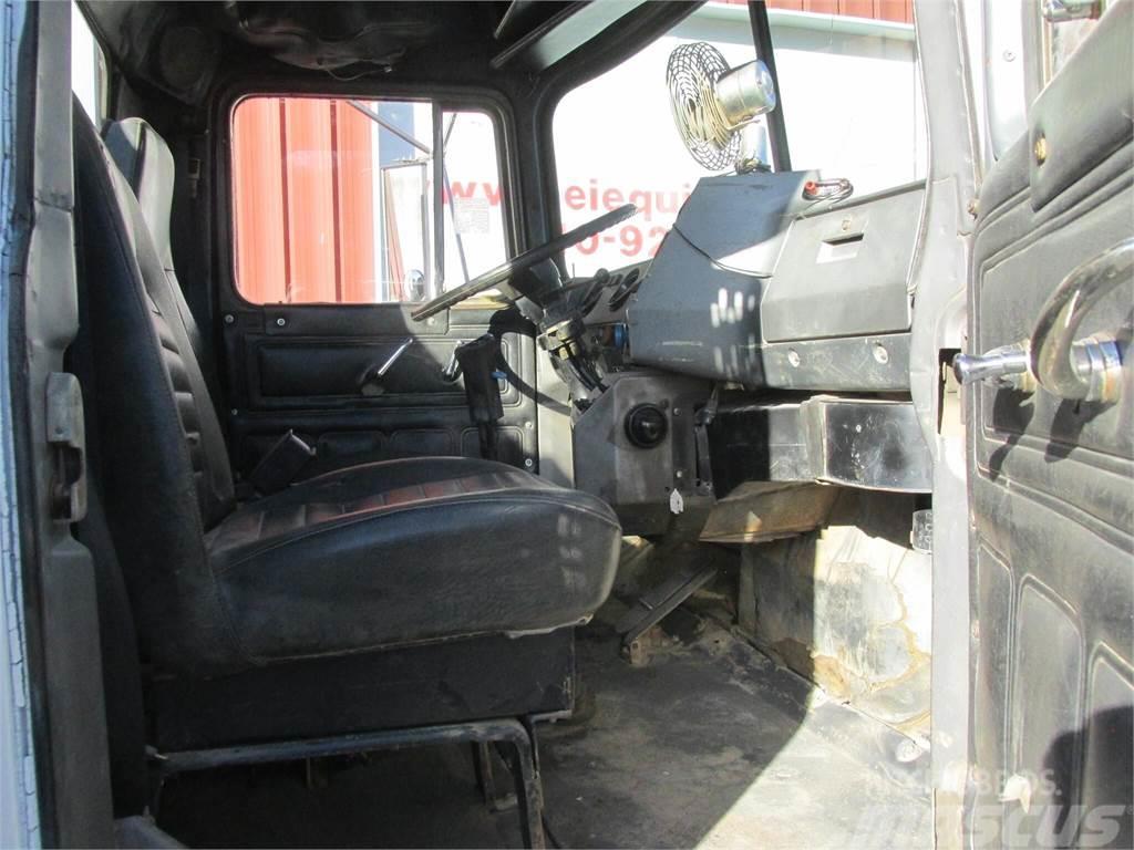 Mack R685S Camiones cisternas