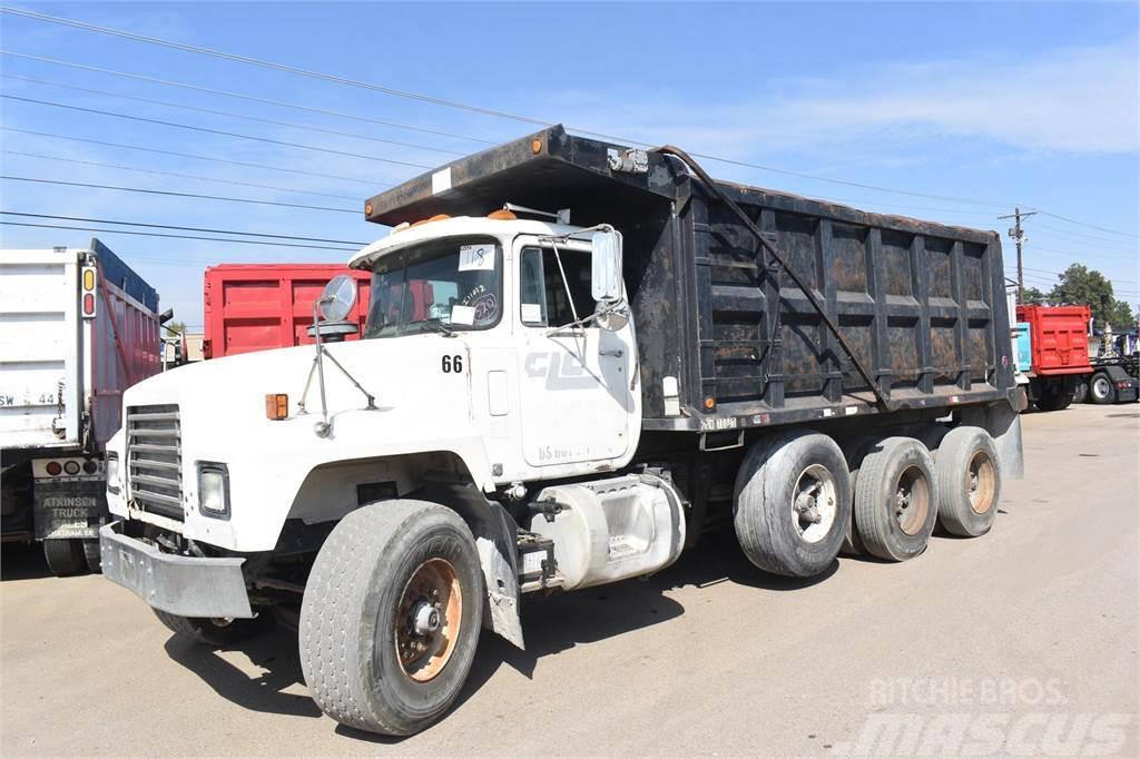 Mack RD688S Bañeras basculantes usadas