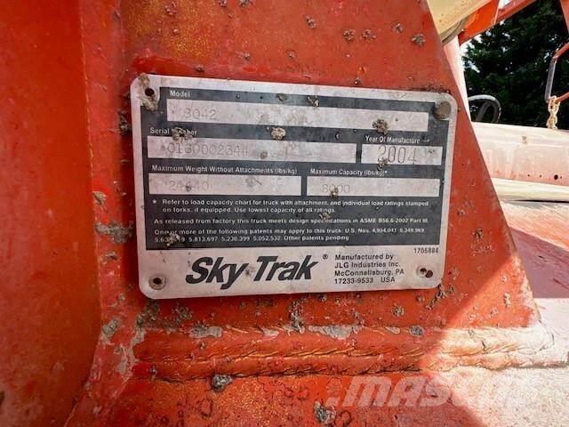 SkyTrak 8042 Carretillas telescópicas