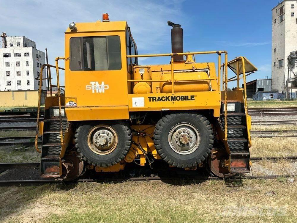  TRACKMOBILE 5500TM Otros