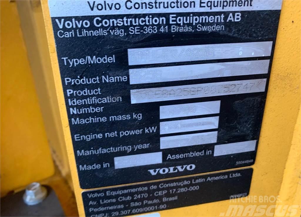 Volvo A25G Camiones articulados