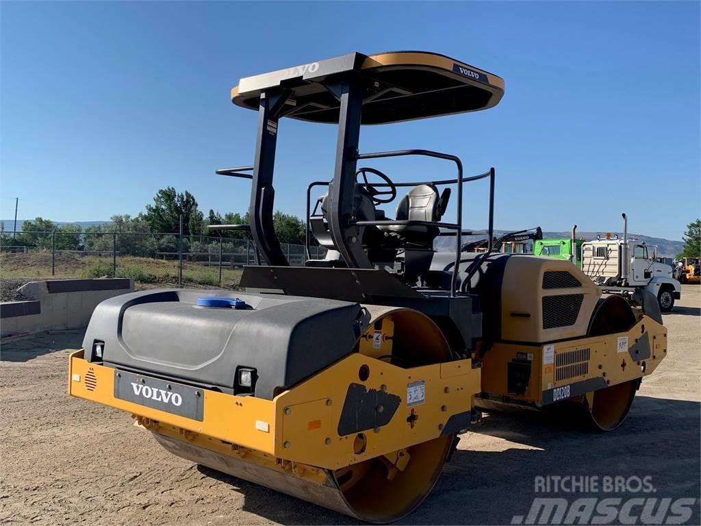 Volvo DD120B Rodillos de doble tambor