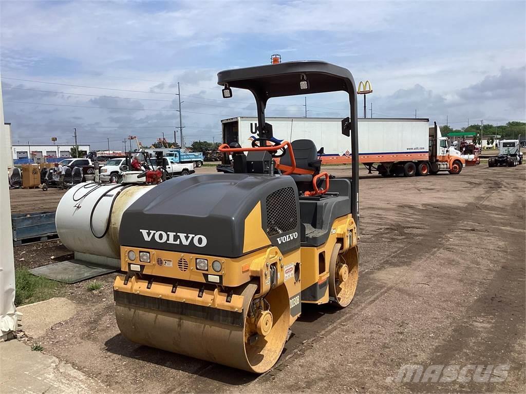 Volvo DD30B Rodillos de doble tambor