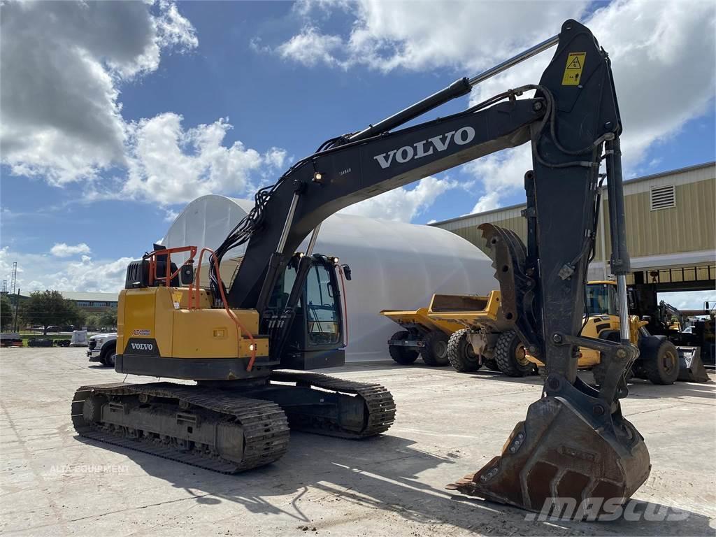 Volvo ECR235EL Excavadoras sobre orugas