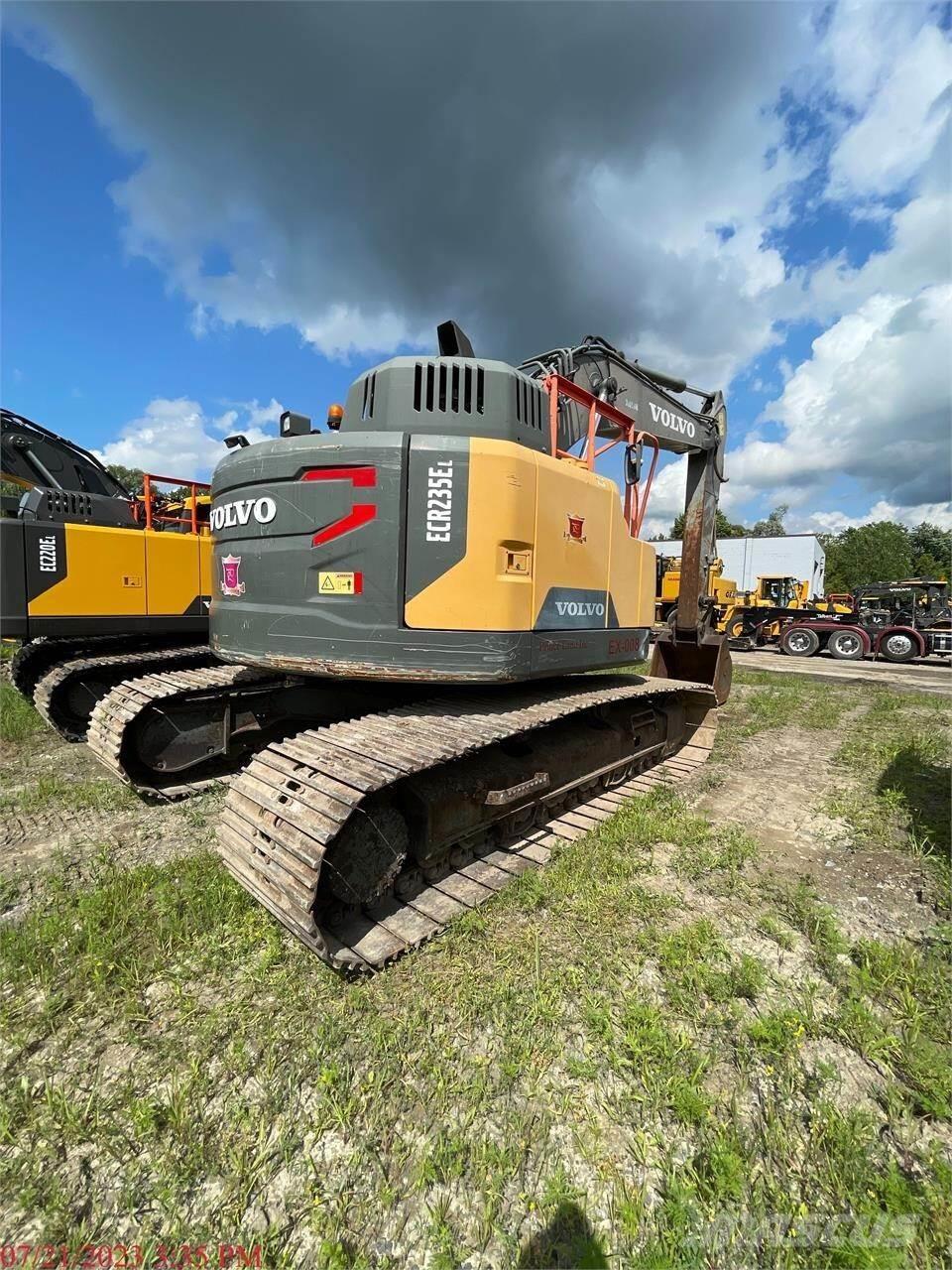 Volvo ECR235EL Excavadoras sobre orugas