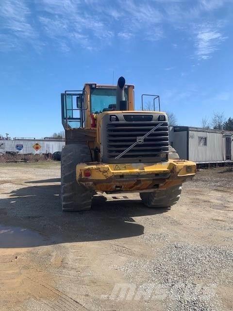 Volvo L220F Cargadoras sobre ruedas